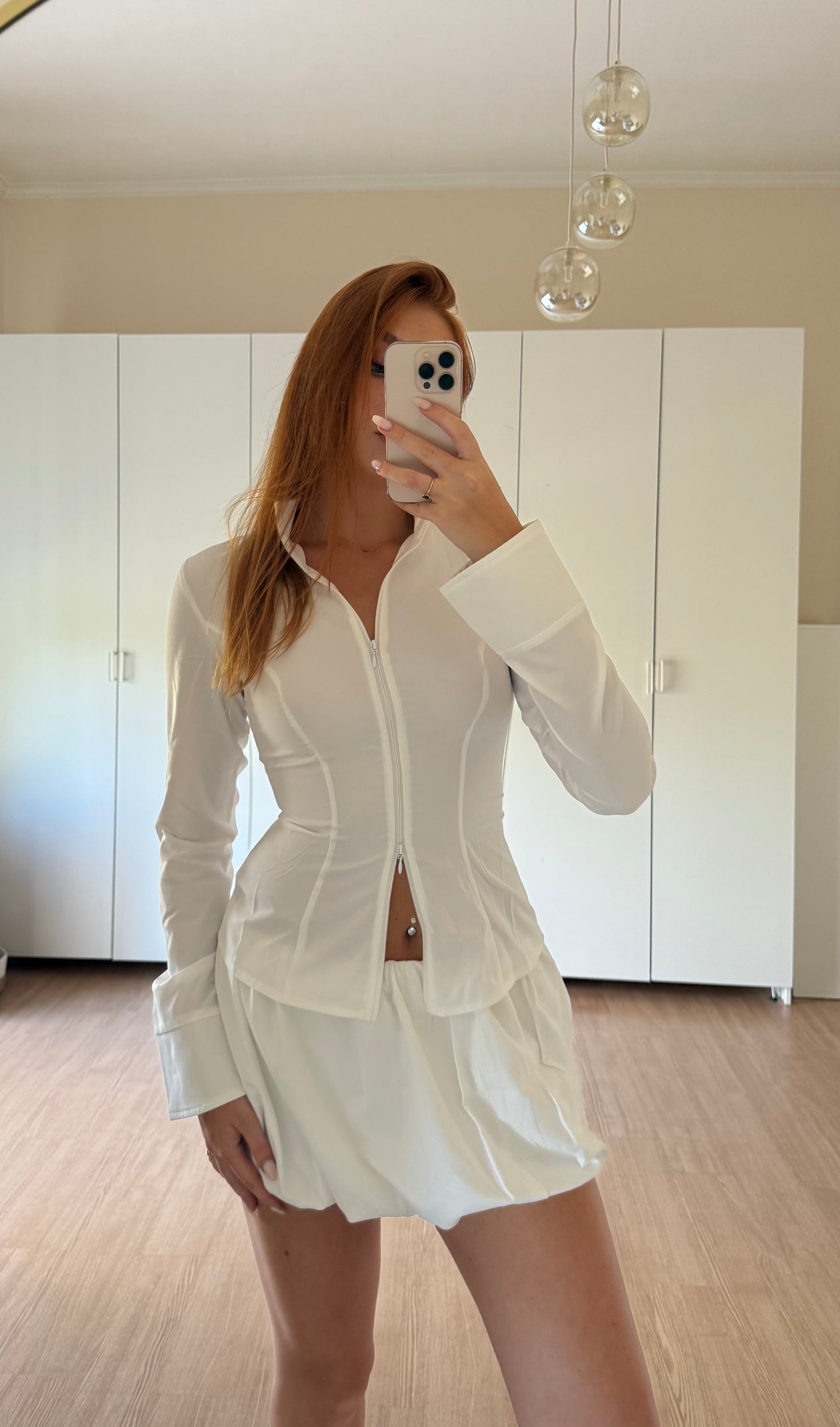 Completo white