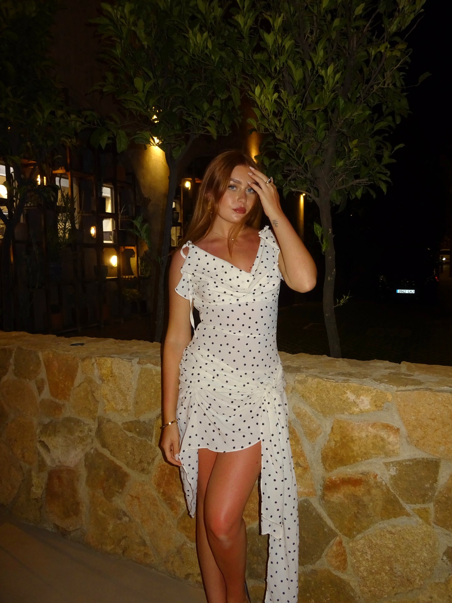 Dress elegant pois
